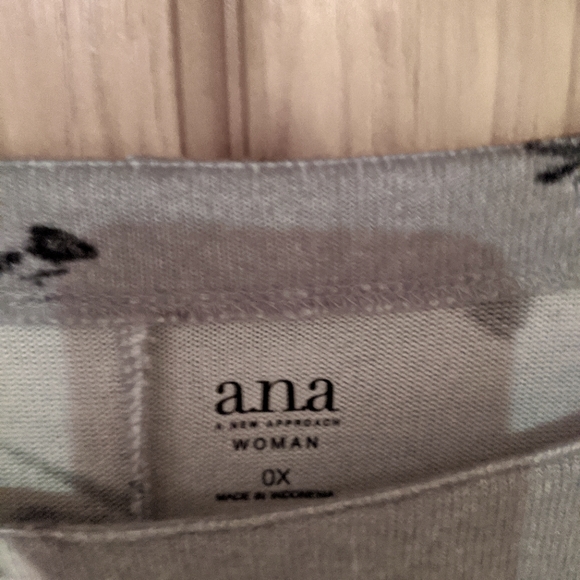 Tunic - Picture 7 of 8